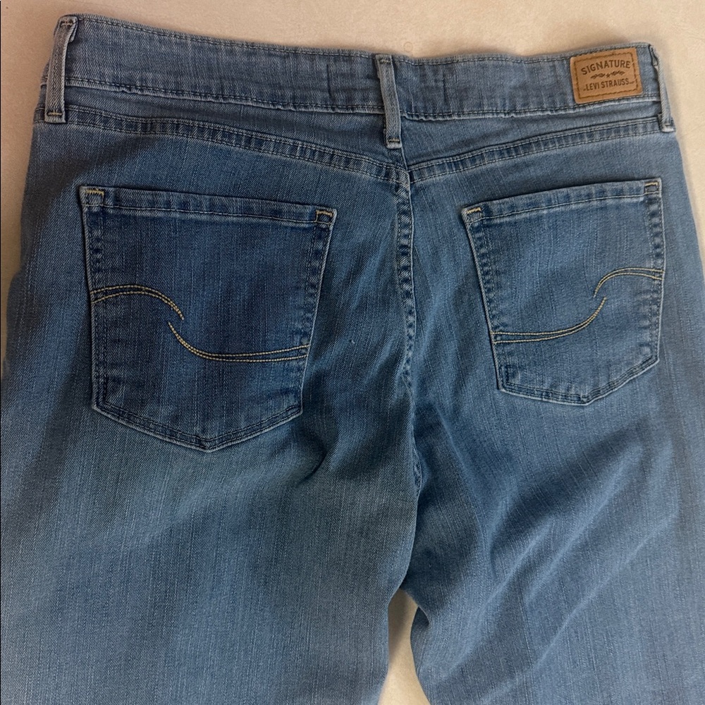Levi's Mid Rise Skinny Jeans - Light Blueπ― - Picture 5 of 7